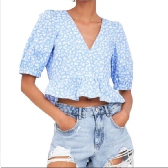 Zara Tops Zara Blue Ruffled Crop Top With White Floral Print Nwot Poshmark